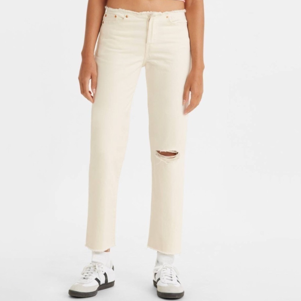 NWT Levi’s Wedgie Straight High Waisted Ripped Waist Jeans Ecru White